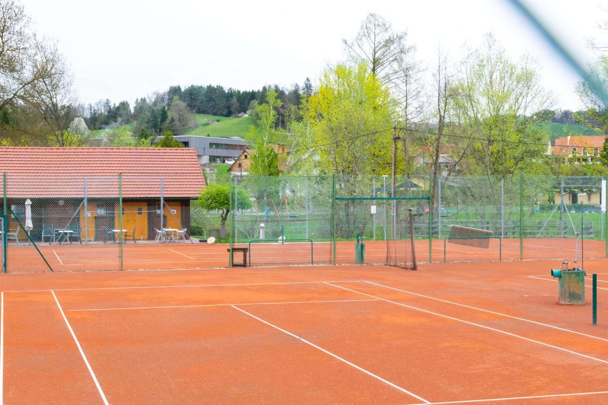 Ferienwohnung Am Freibad Leutschach Kültér fotó